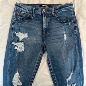 Express jeans, ankle leggings mid rise size 6. Stretch + performance